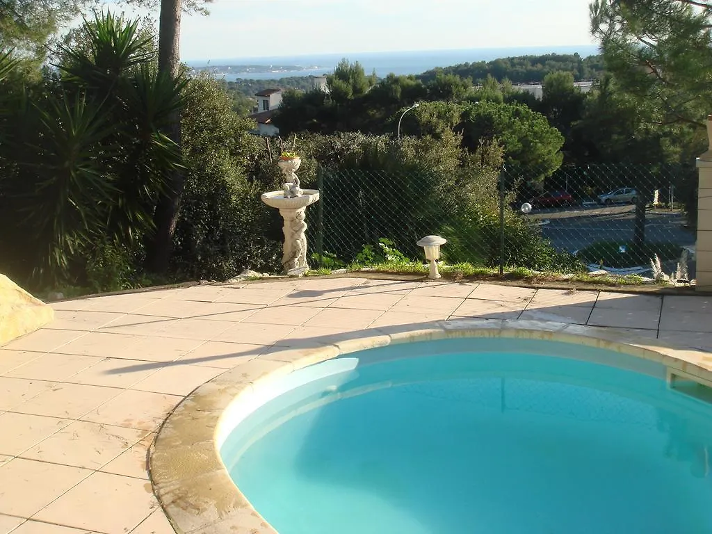 Villa La Desirade Antibes 0*,